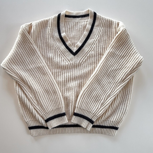 SHEIN V Neck Sweater Cream with Blue Detail SZ XS - Picture 1 of 3